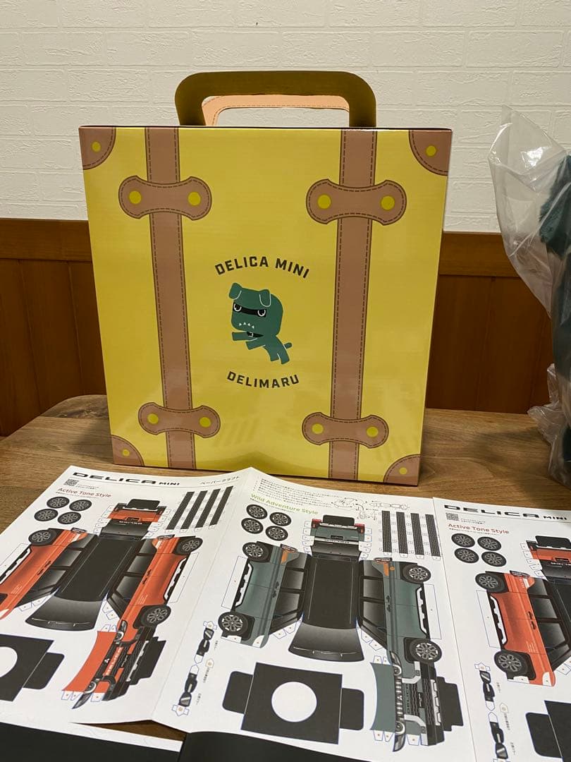 三菱　デリカミニ　ノベルティ&カタログ　セット♪