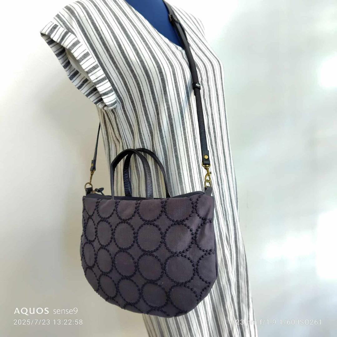 猫美様/2025tambourineタンバリンチャコール/ラウンドショル