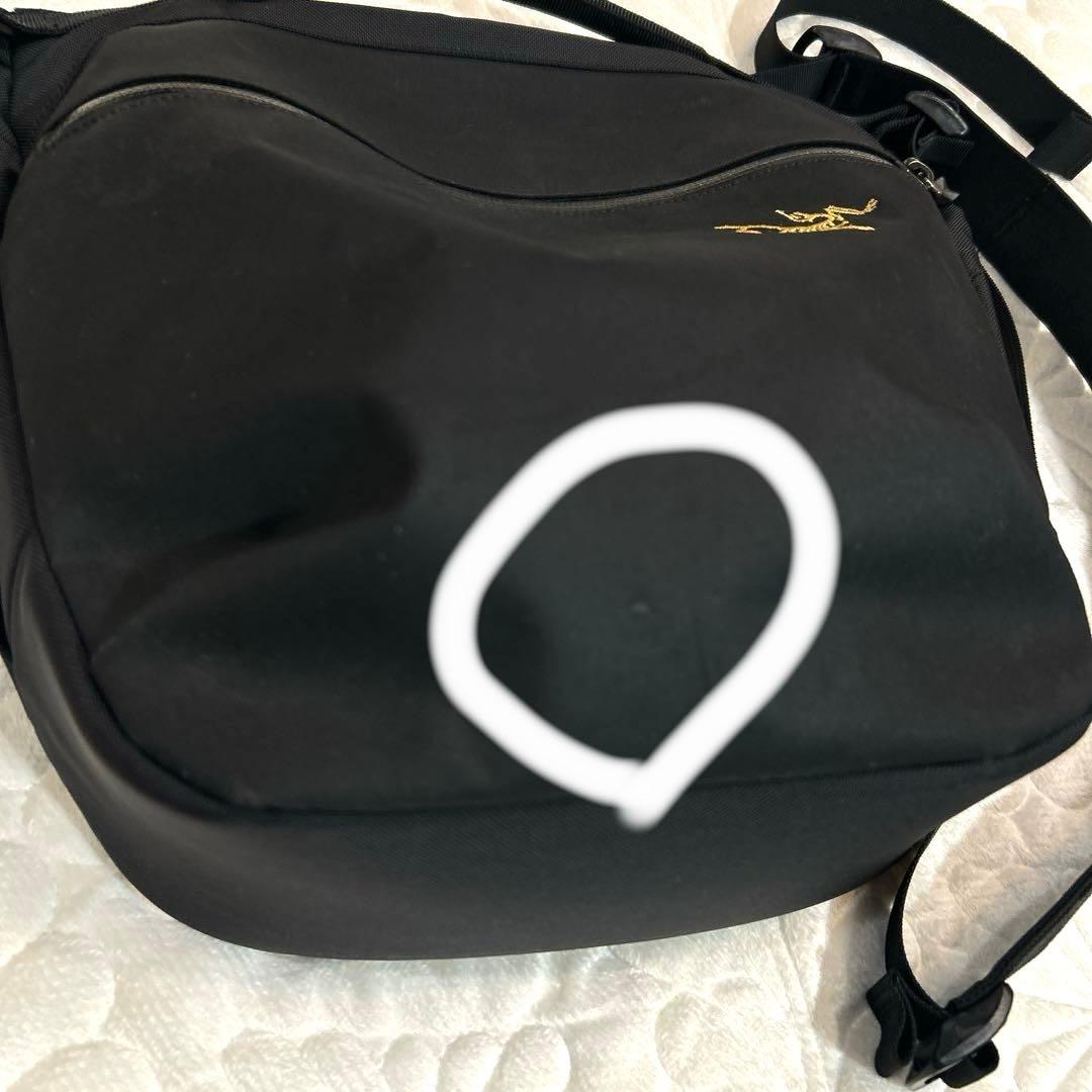 ARC'TERYX アークテリクス　ARRO 8 アロー 8 ショルダーバッグ