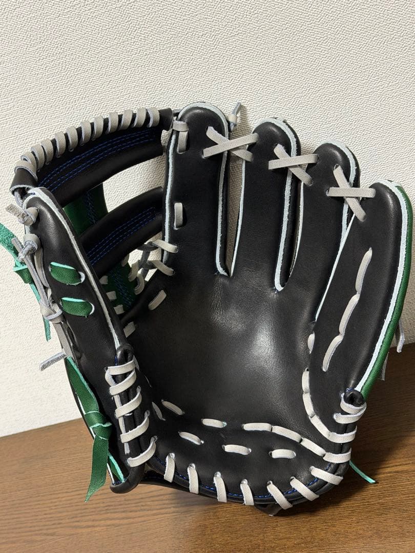 【新品】硬式 内野用グラブ