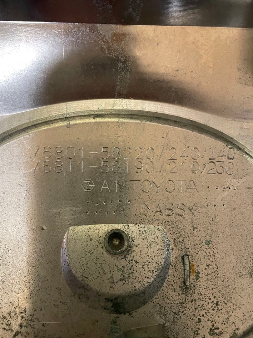 アルファード 30 後期　リアガーニッシュ