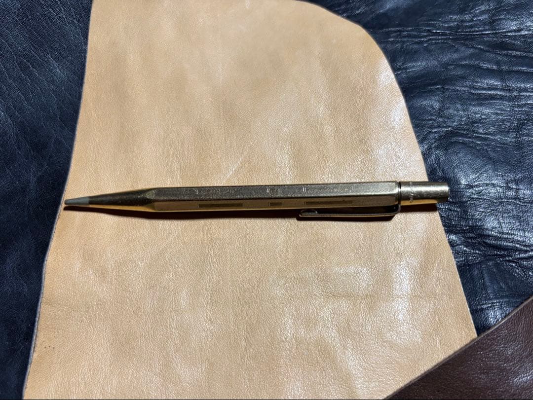 ヤードオレッド　ペンシル