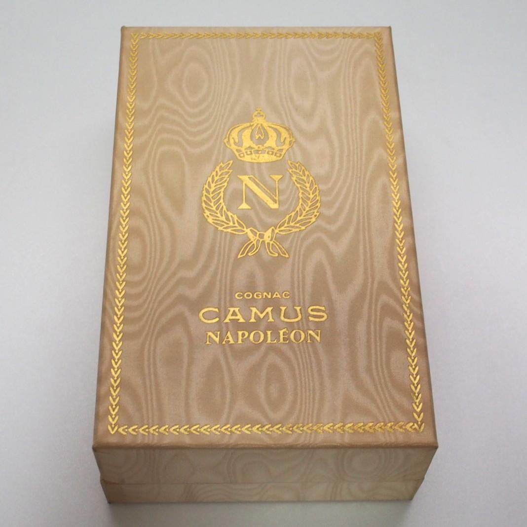 未開栓 CAMUS カミュ ナポレオン コニャック 本型陶器ボトル