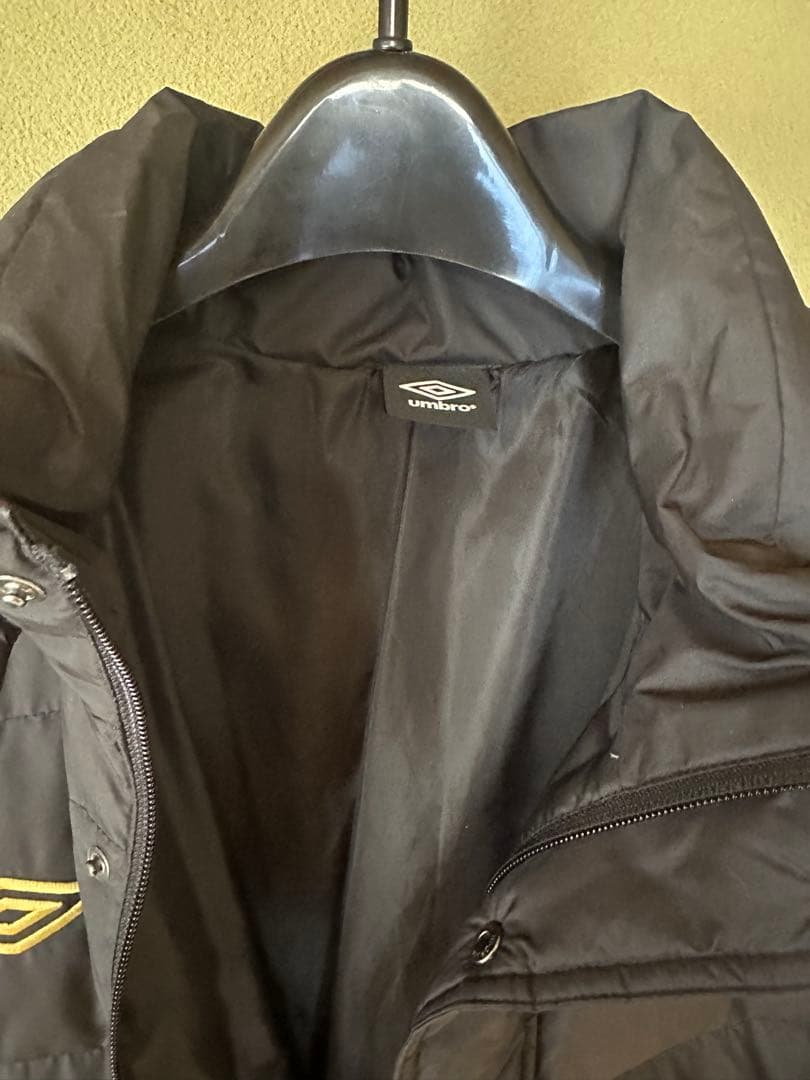 アンブロ　ダウンベンチコート