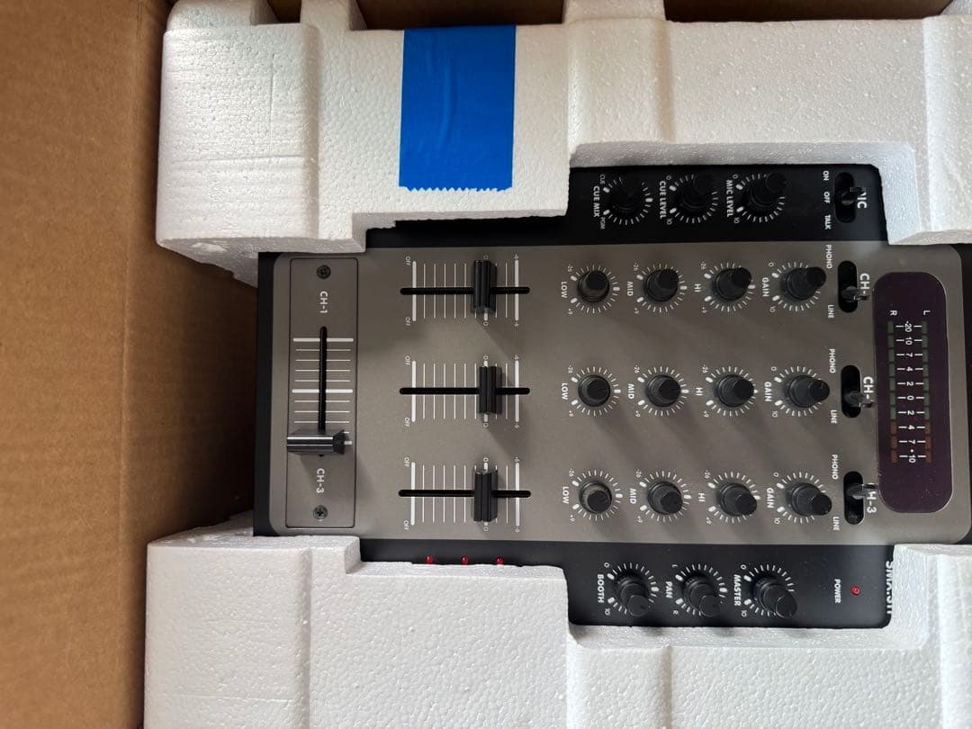 Stanton SMX-311 DJミキサー