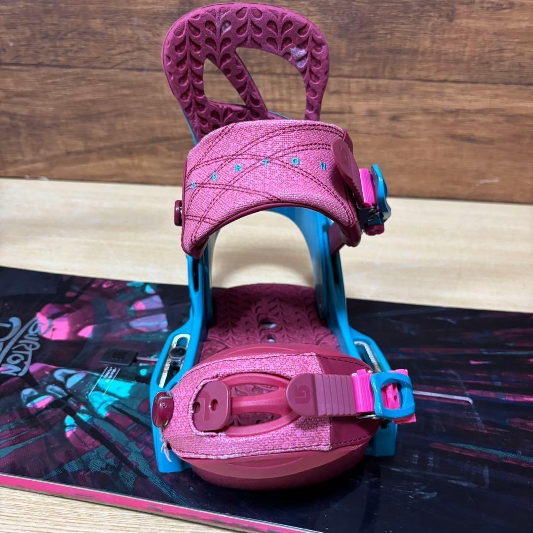 美品　BURTON バートン　フライングＶ　レディース　スノーボード4点　138