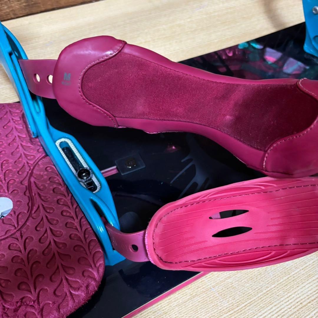 美品　BURTON バートン　フライングＶ　レディース　スノーボード4点　138
