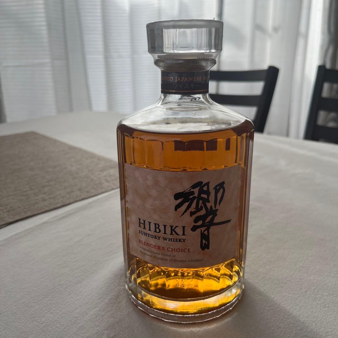 HIBIKI サントリーウイスキー700ml 響