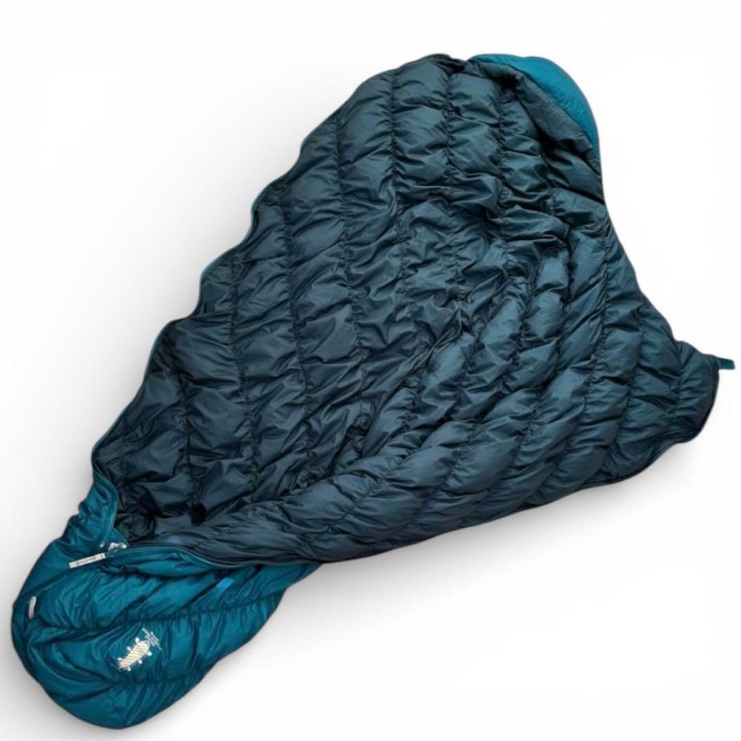 モンベル ウルトラライト スーパースパイラル　ダウンハガー #3 800 ②