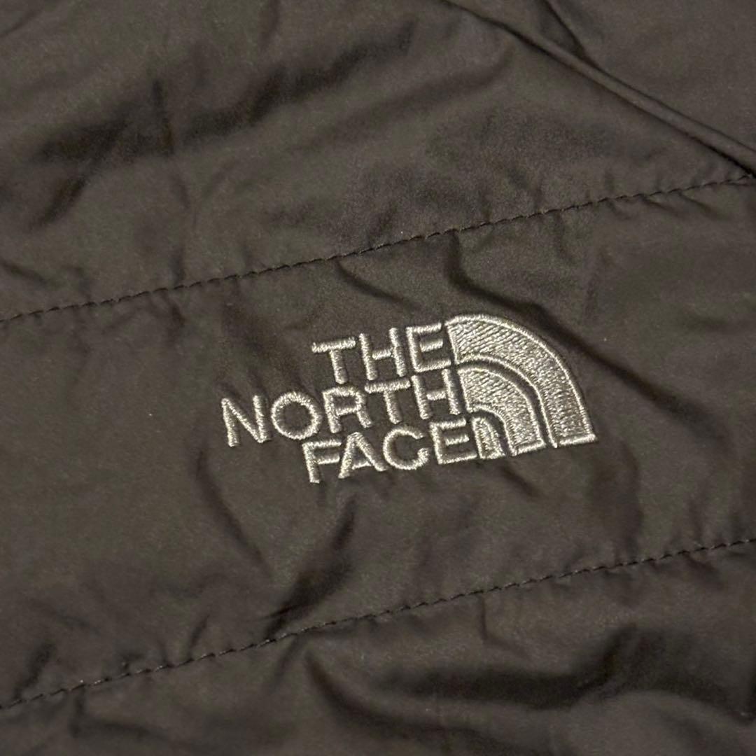 【ザ・ノースフェイス】リバーシブルベスト　L 刺繍ロゴ　ナイロン地　フリース地