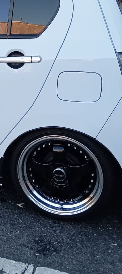 ★ダイハツイースla300s　車高調★ジャンク品/バネ４本、ベアリング付