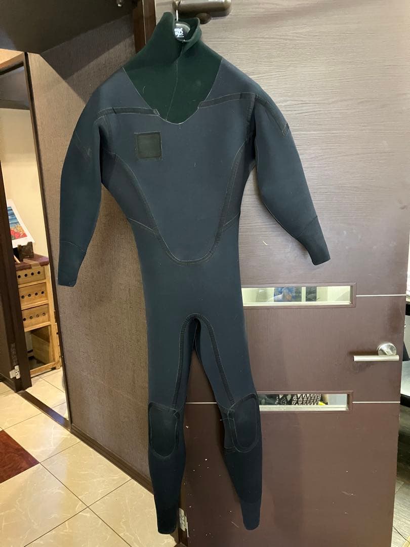 ネックイン　フルスーツ　メンズ　コーディアル