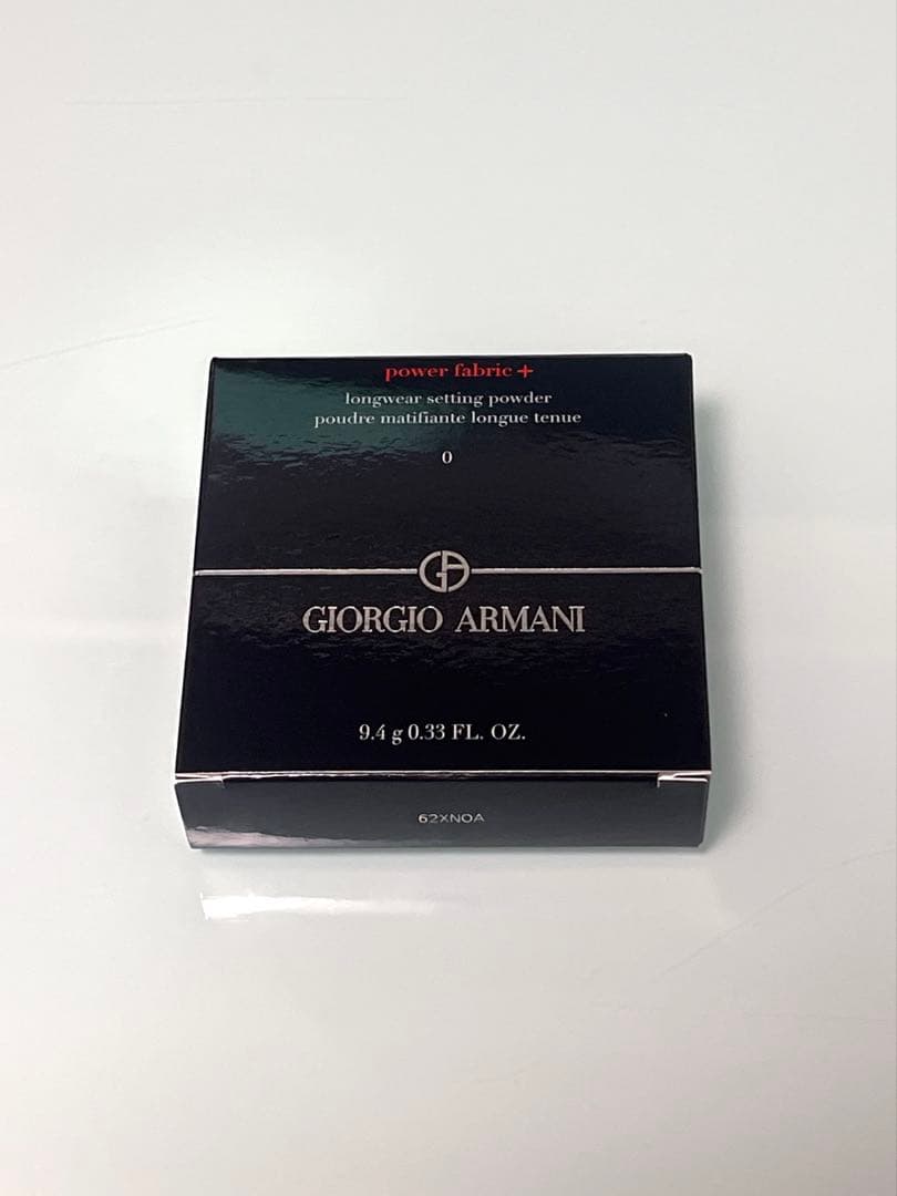 【新品未開封品】Giorgio Armani ファブリックセッティングパウダー0