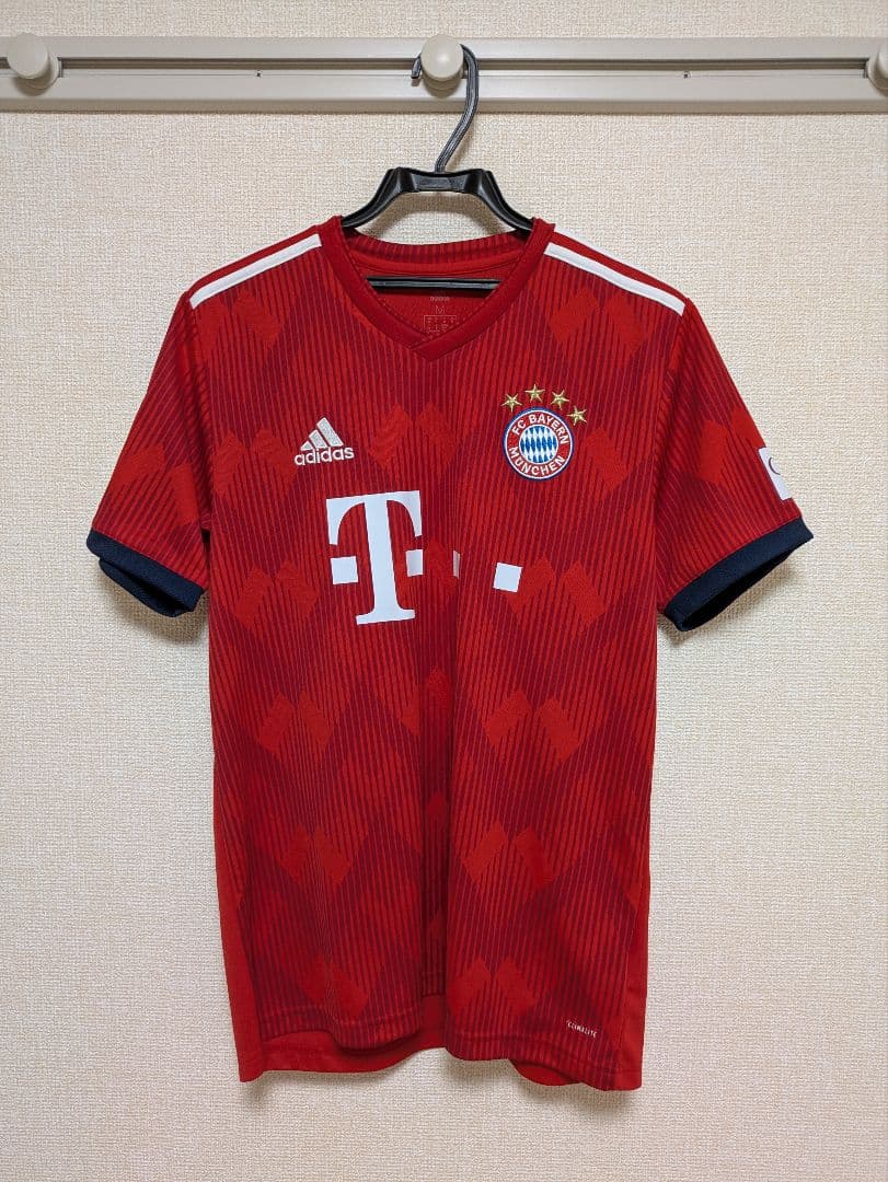 バイエルンミュンヘン　18-19ユニフォーム　 Mサイズ
