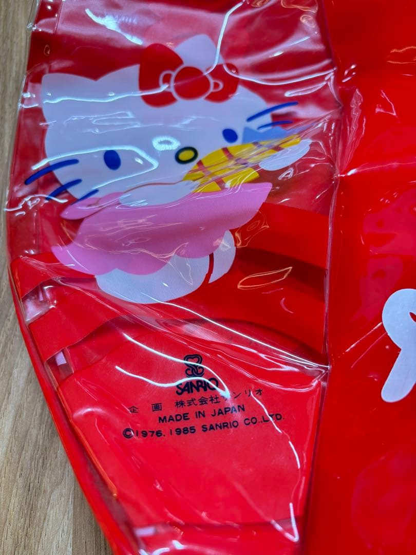 未使用品　レトロ 旧タカラ ハローキティ ビーチボール 40センチ サンリオ