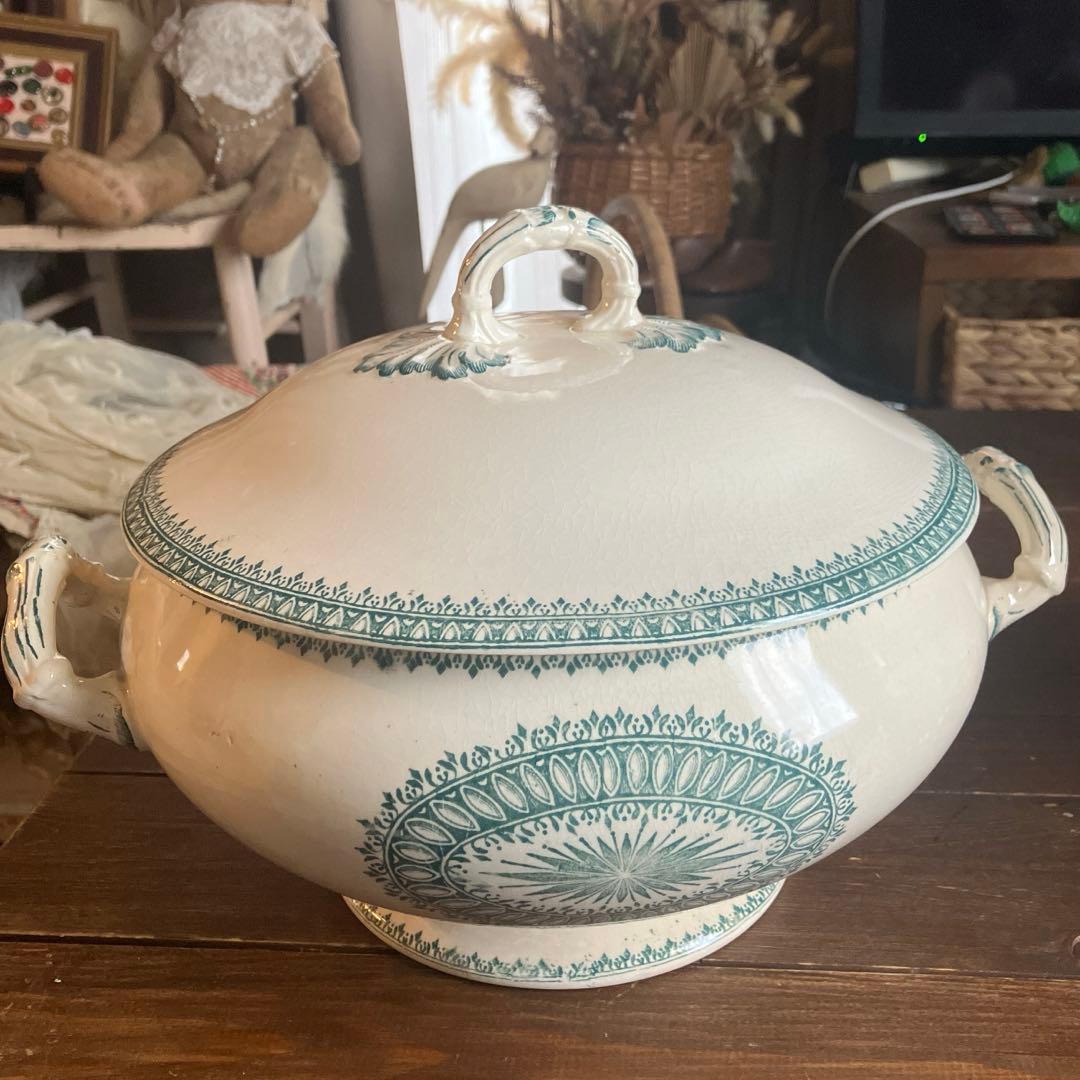 フランスアンティーククレイユエモントロースーピエール　レギュミエール