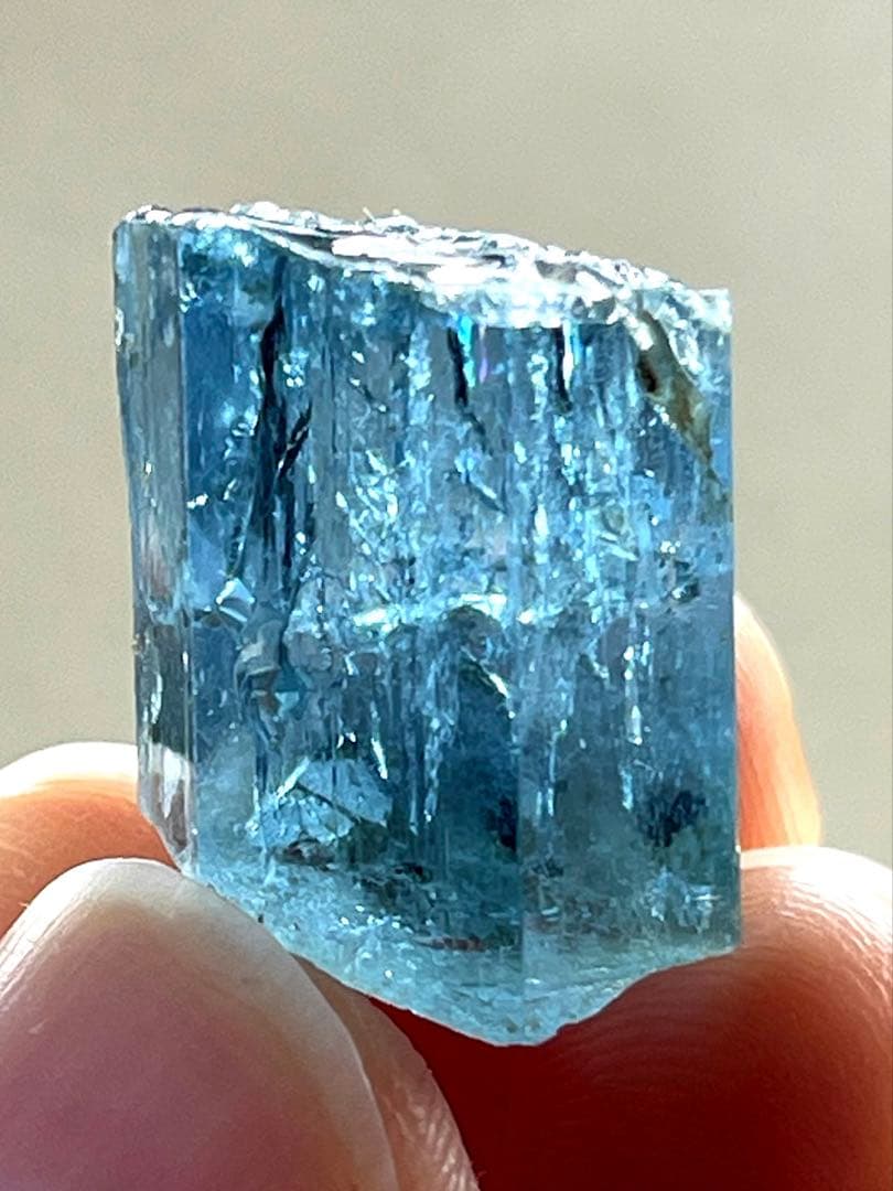 希少 風景を宿すアクアマリン 19.10ct (3.82g) ベトナム産