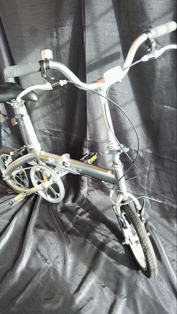 折りたたみ自転車 シルバー 小径ホイール