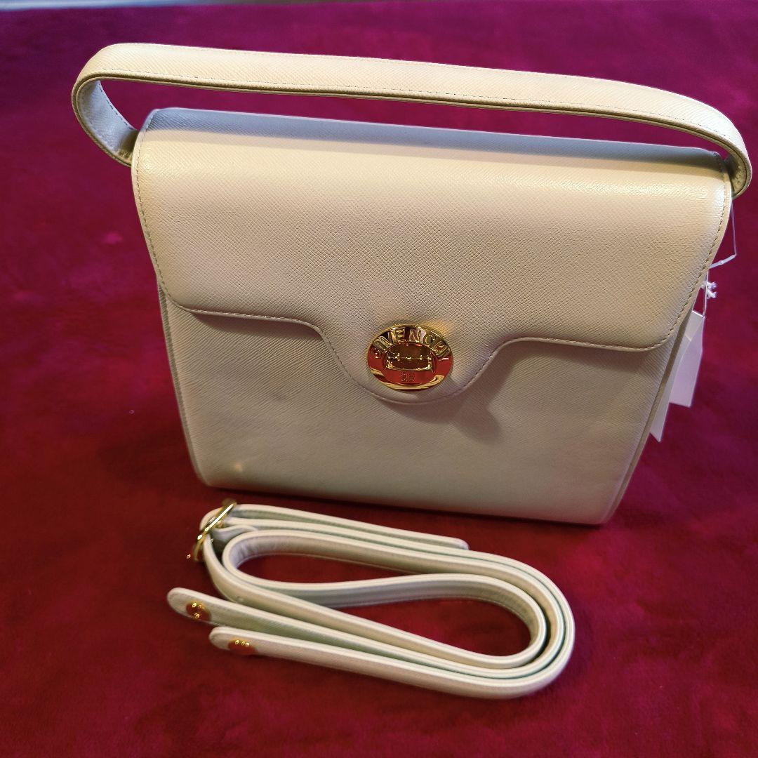 Whiteboo!!様 ジバンシー牛革　日本製　ハンドショルダー