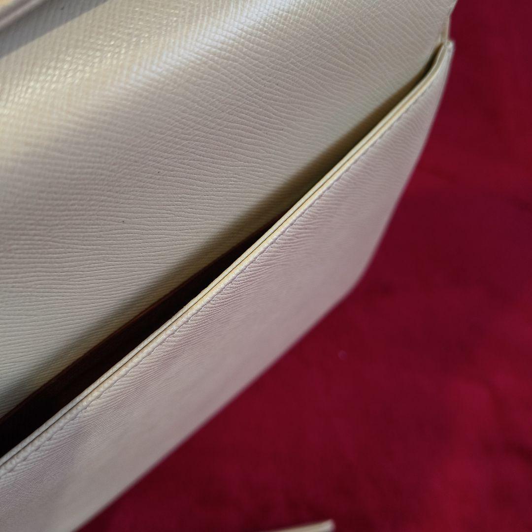 Whiteboo!!様 ジバンシー牛革　日本製　ハンドショルダー