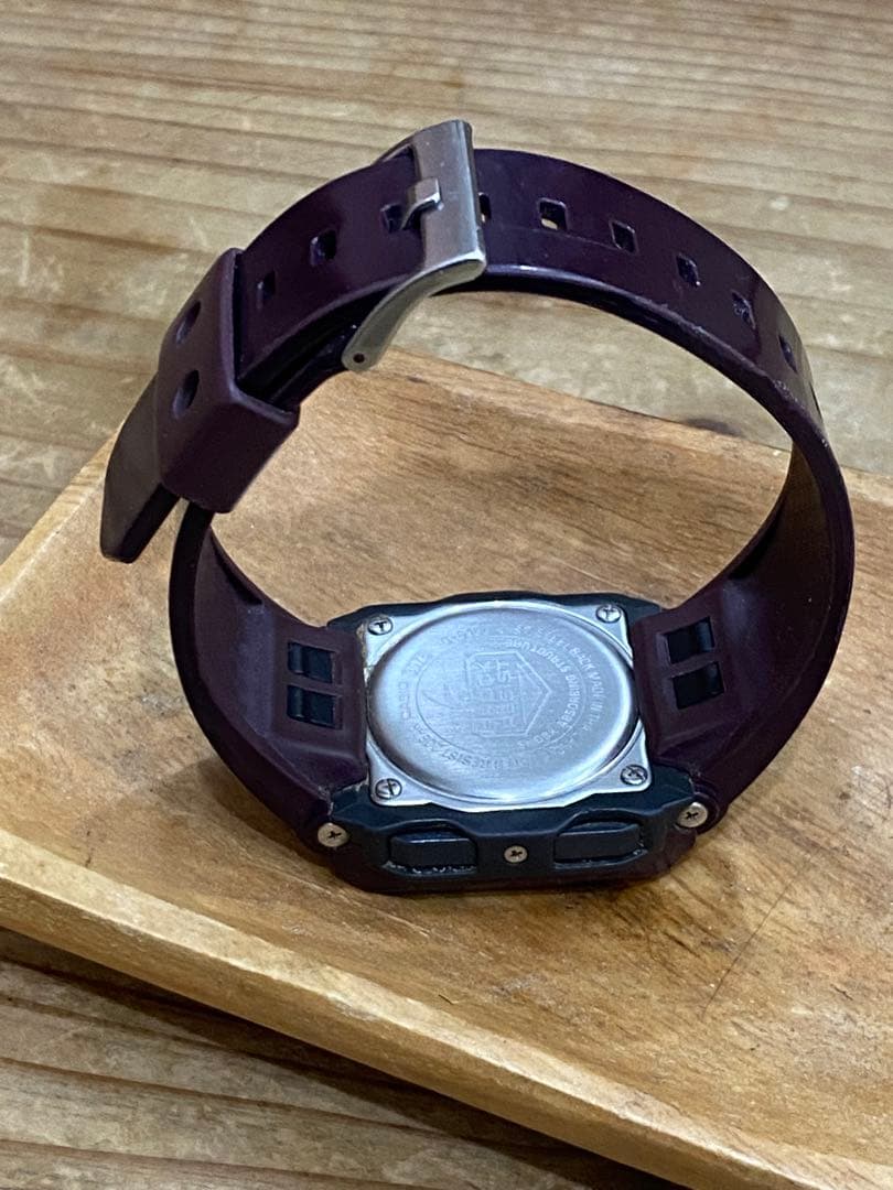 生産終了モデル G-SHOCK G8100 パープル