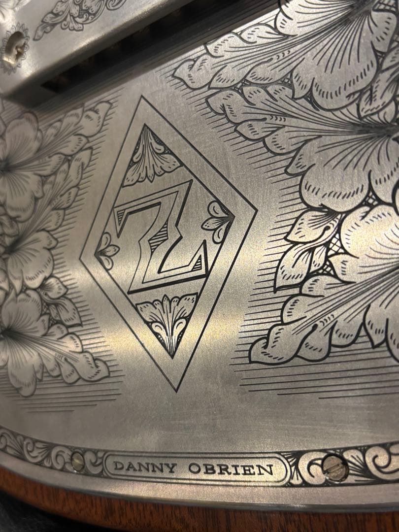 どん。zemaitis カスタムショップ　CS24MF メタルフロント