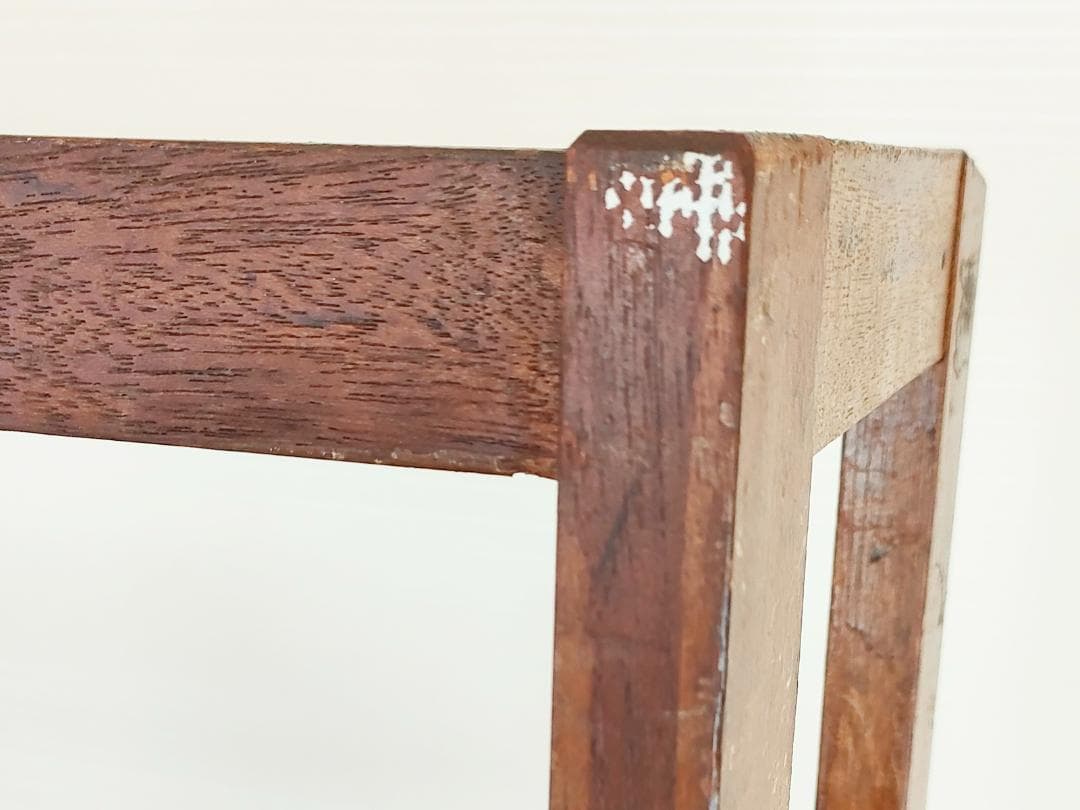 そうすけさんで買った古い木製の本棚