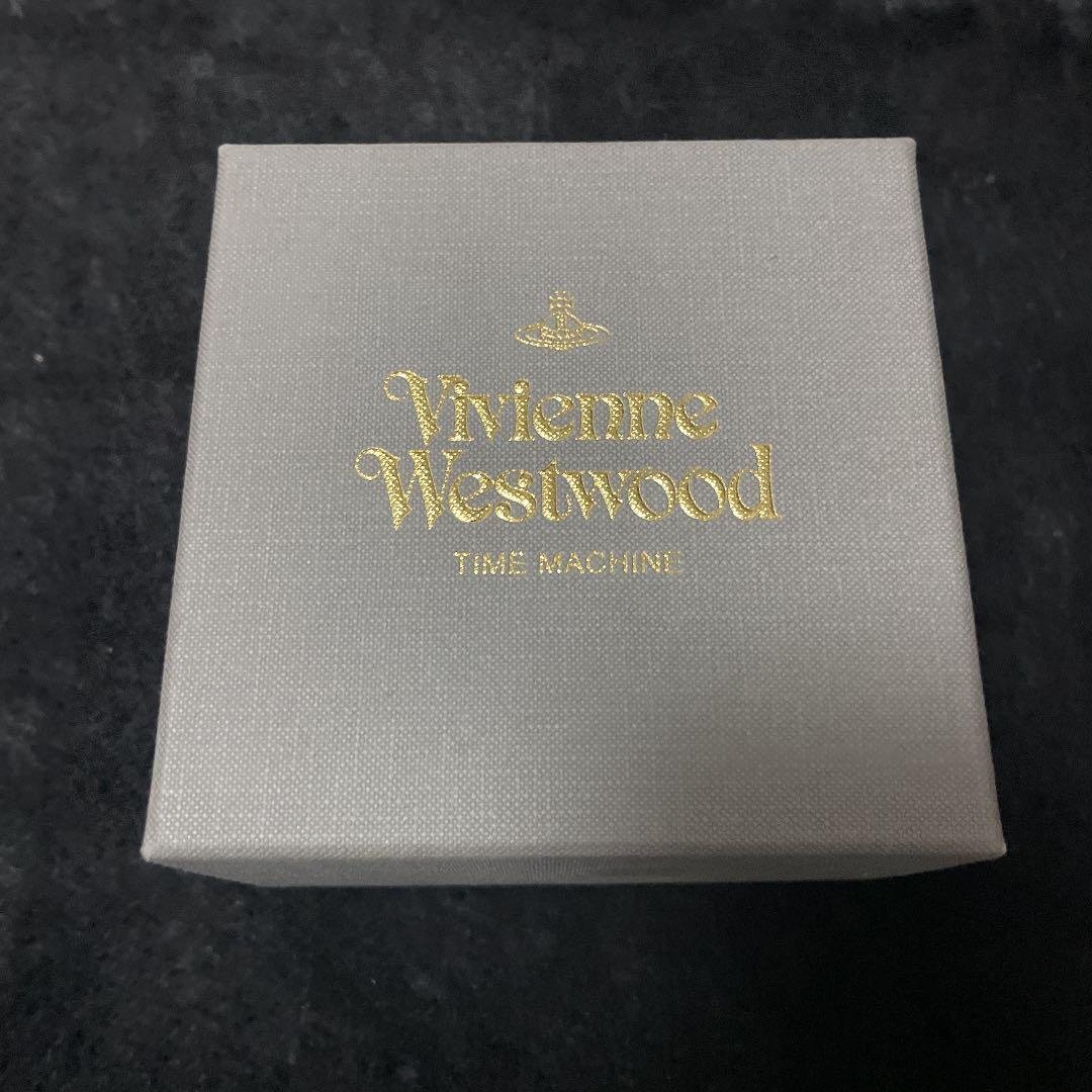 ヴィヴィアン　ウエストウッド