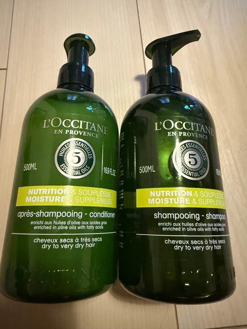 新品未開封　ファイブハーブスモイスチャライジングシャンプー&コンディショナー