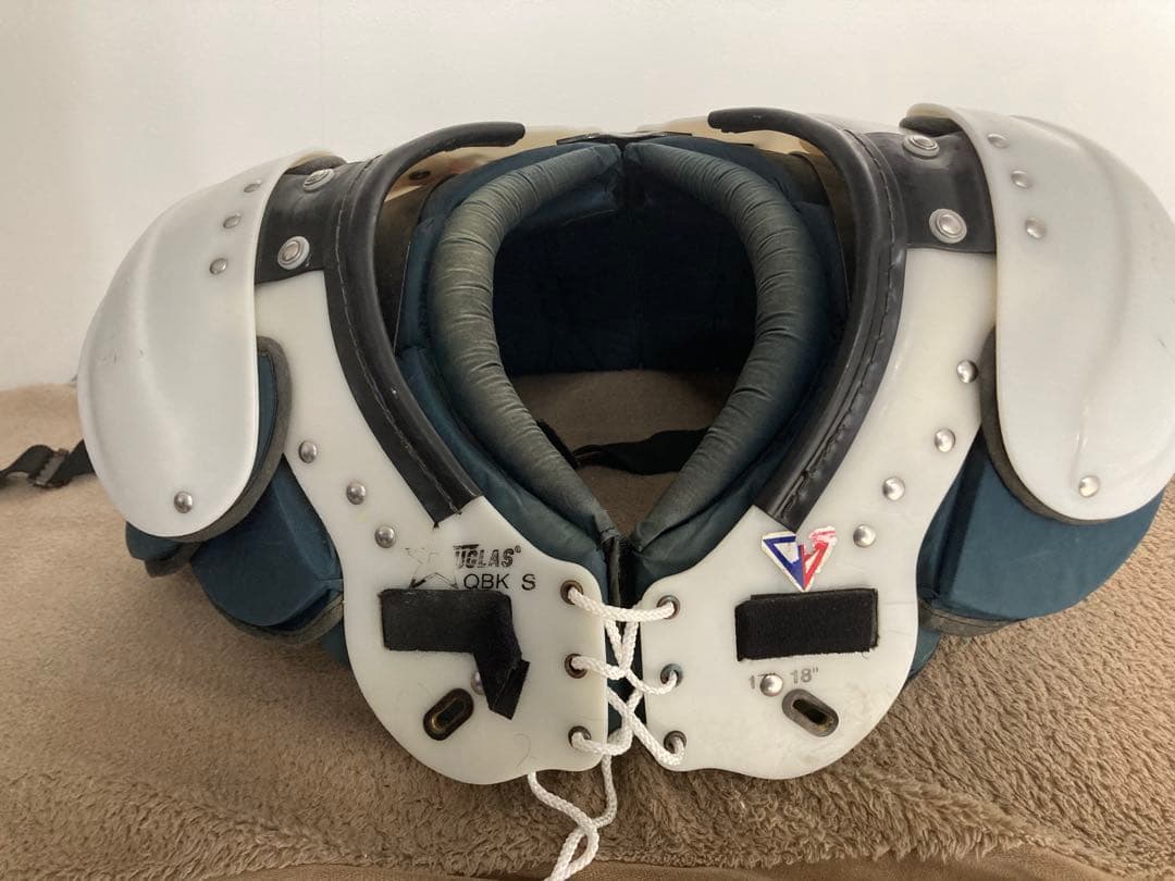 TIGER LOOK S ショルダーパッド 18インチ