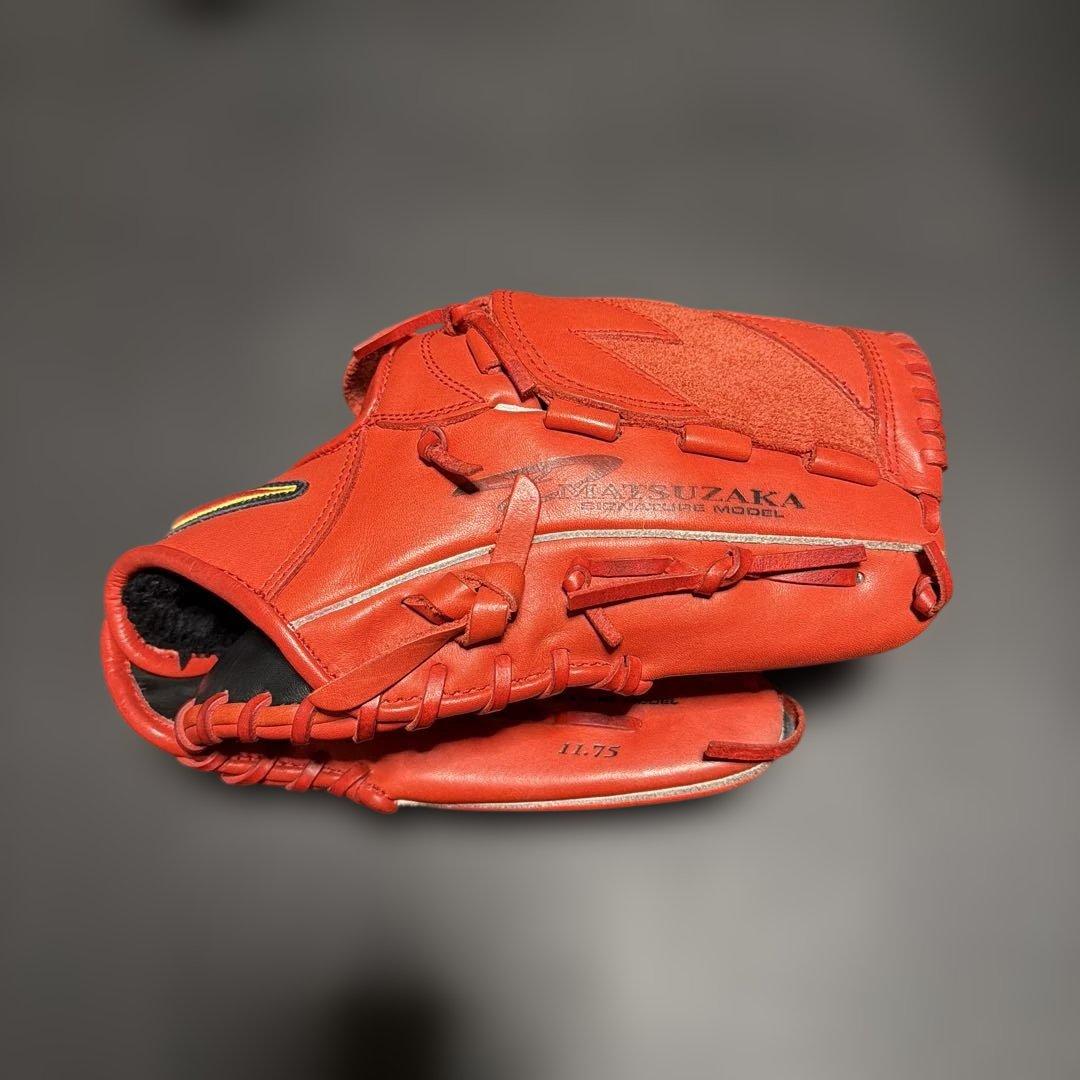 NIKE SIGNATURE MODEL松坂大輔モデル(大人用軟式投手用)