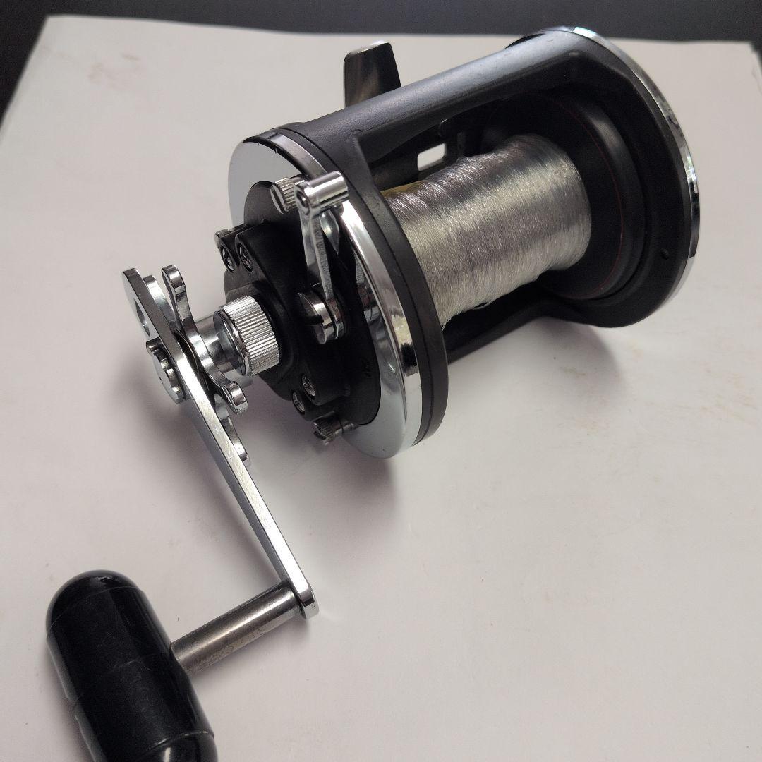 アブガルシアアンバサダー7500C 両軸リール ブラック/シルバー