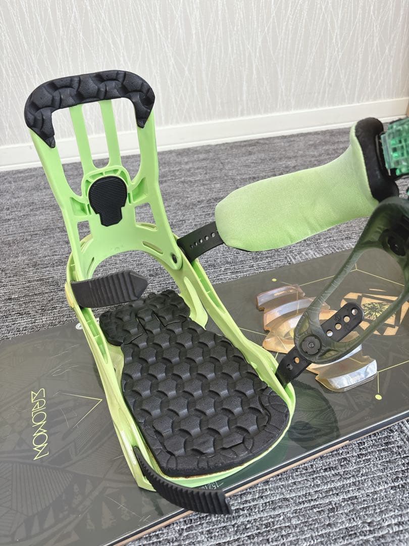 64超豪華❗️サロモン メンズスノーボードセット★スノボ147cm+ビン付