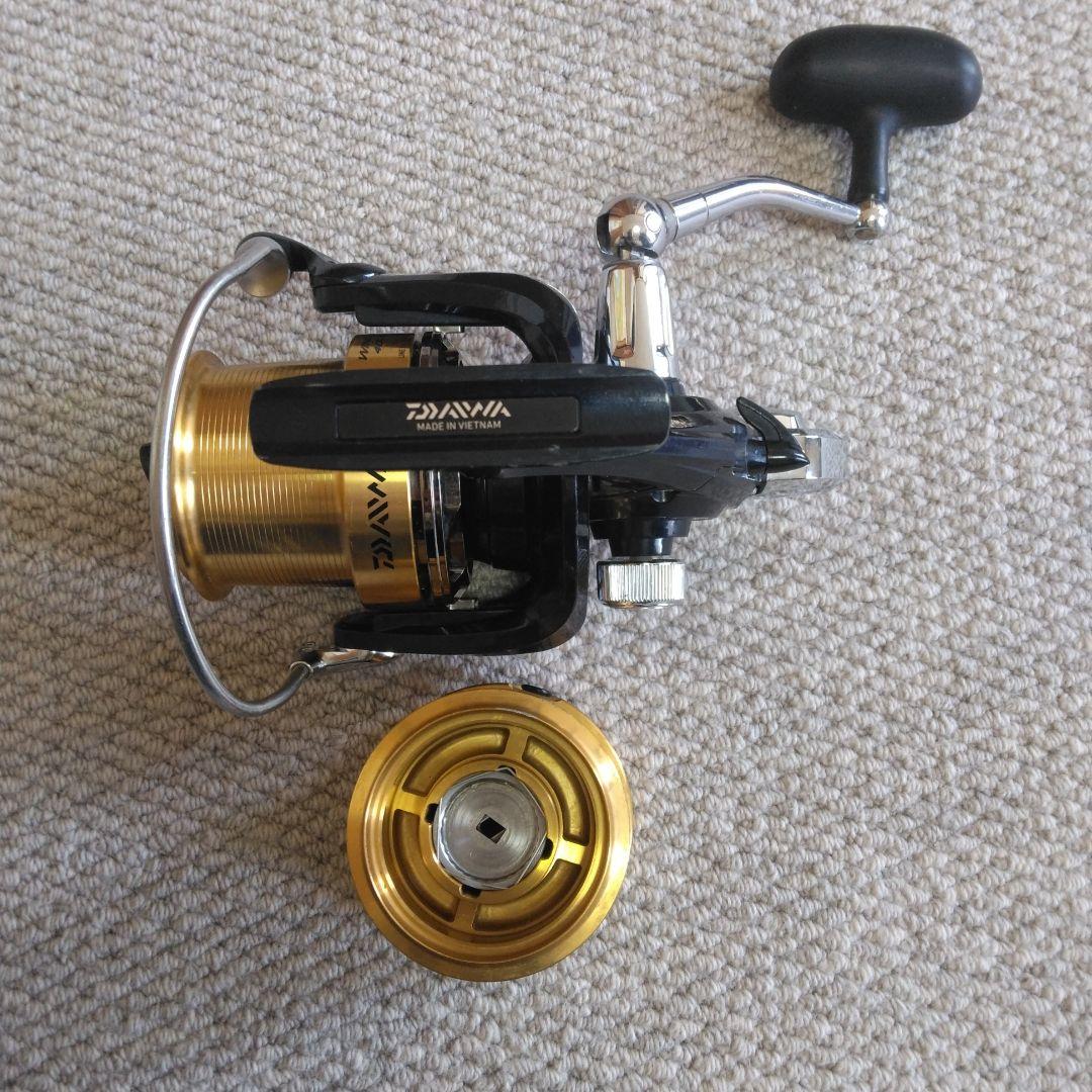 DAIWA WINDCAST 4000 フィッシングリール