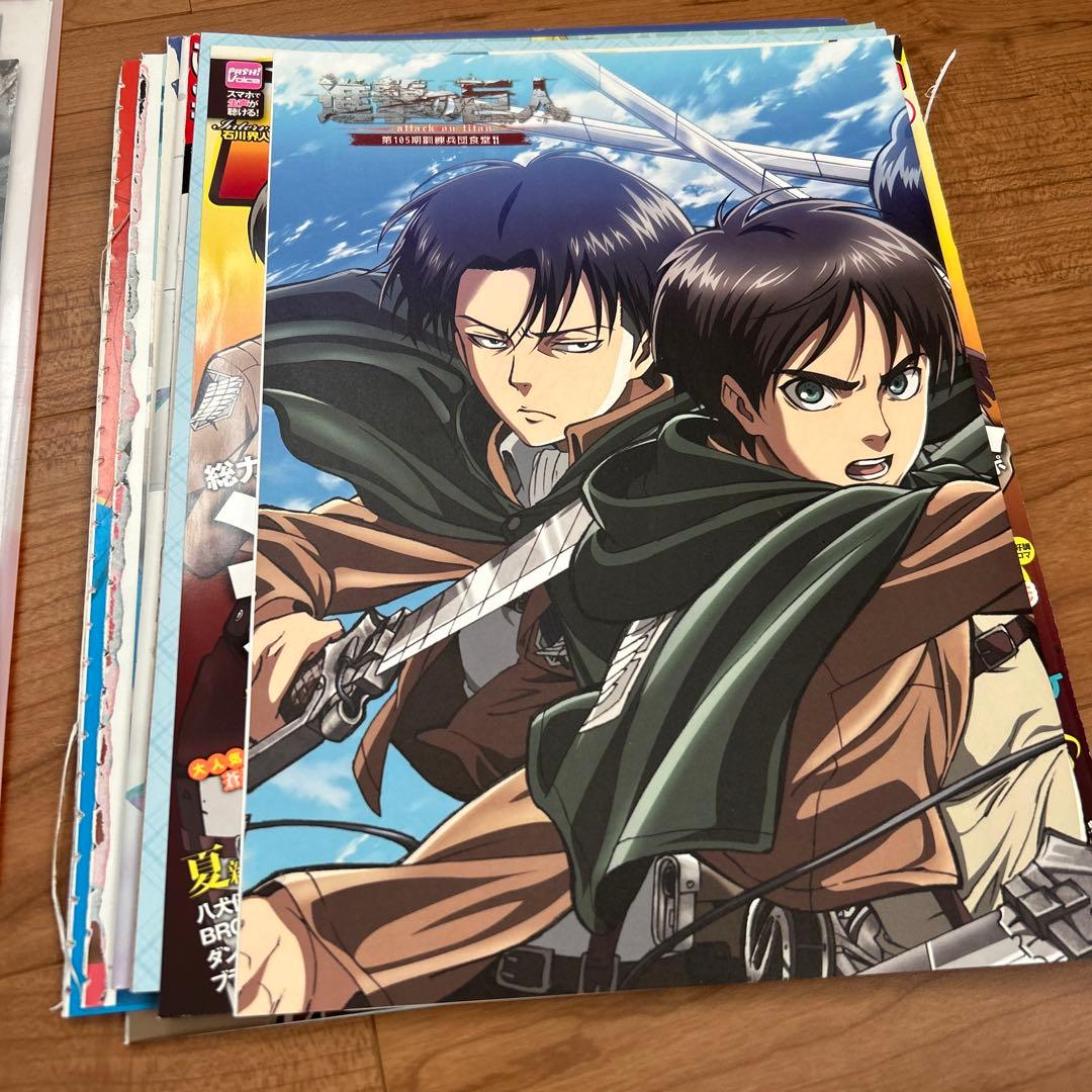 進撃の巨人　グッズセット