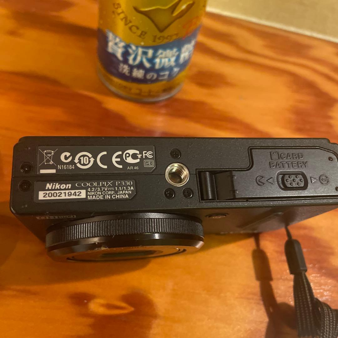 ニコン COOLPIX P330 本体、元箱、付属品あり。 通電・撮影は可能
