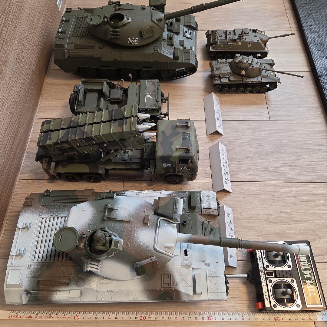 【6体セット】1/24 RC 74式戦車 冬季迷彩 / 12式地対艦誘導弾 他