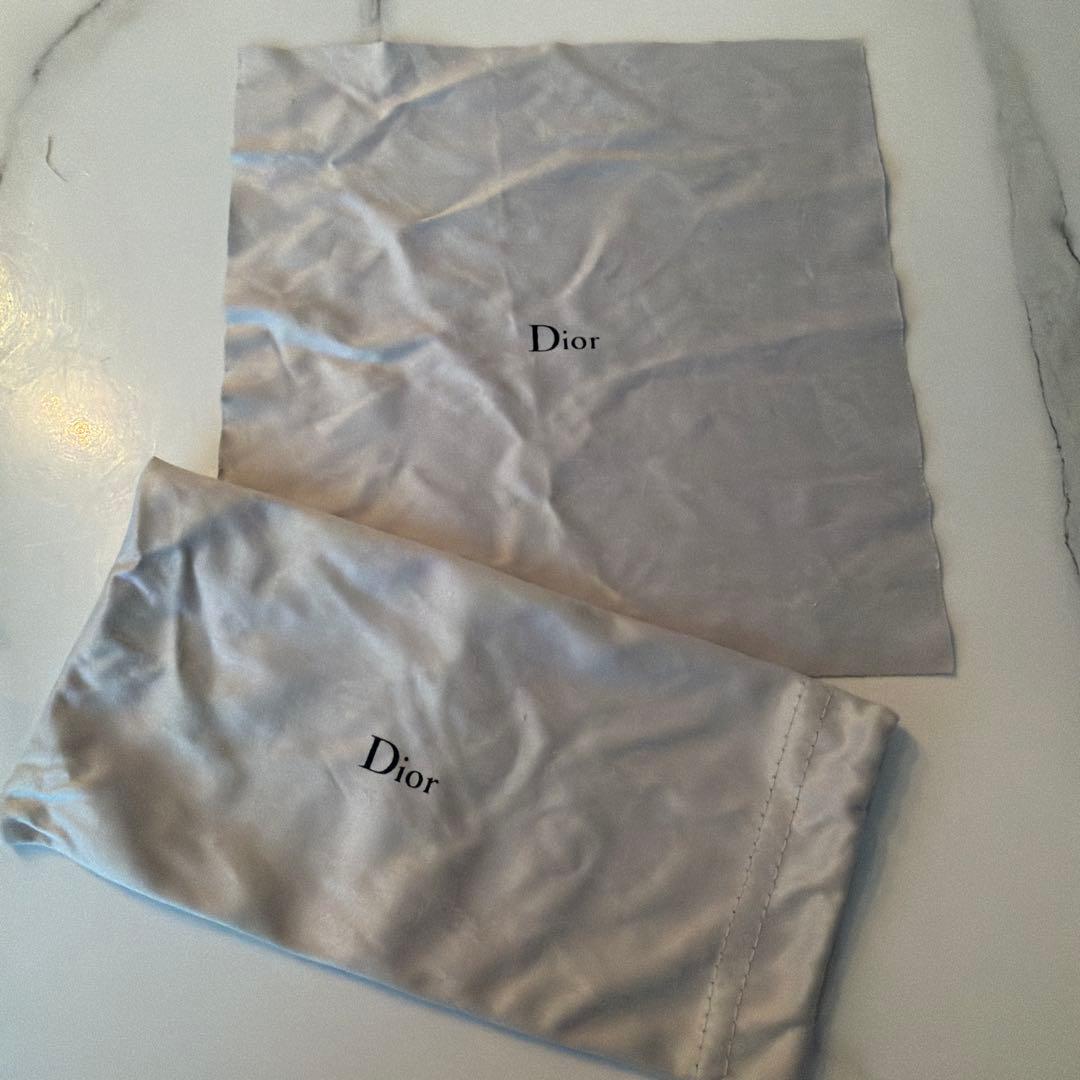 Dior ホワイトサングラス ケース付き