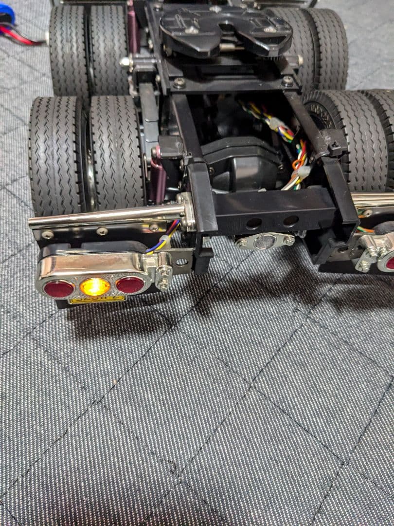 ユーワン　1/14 タミヤRC ナイトハウラー　フルオペレーション