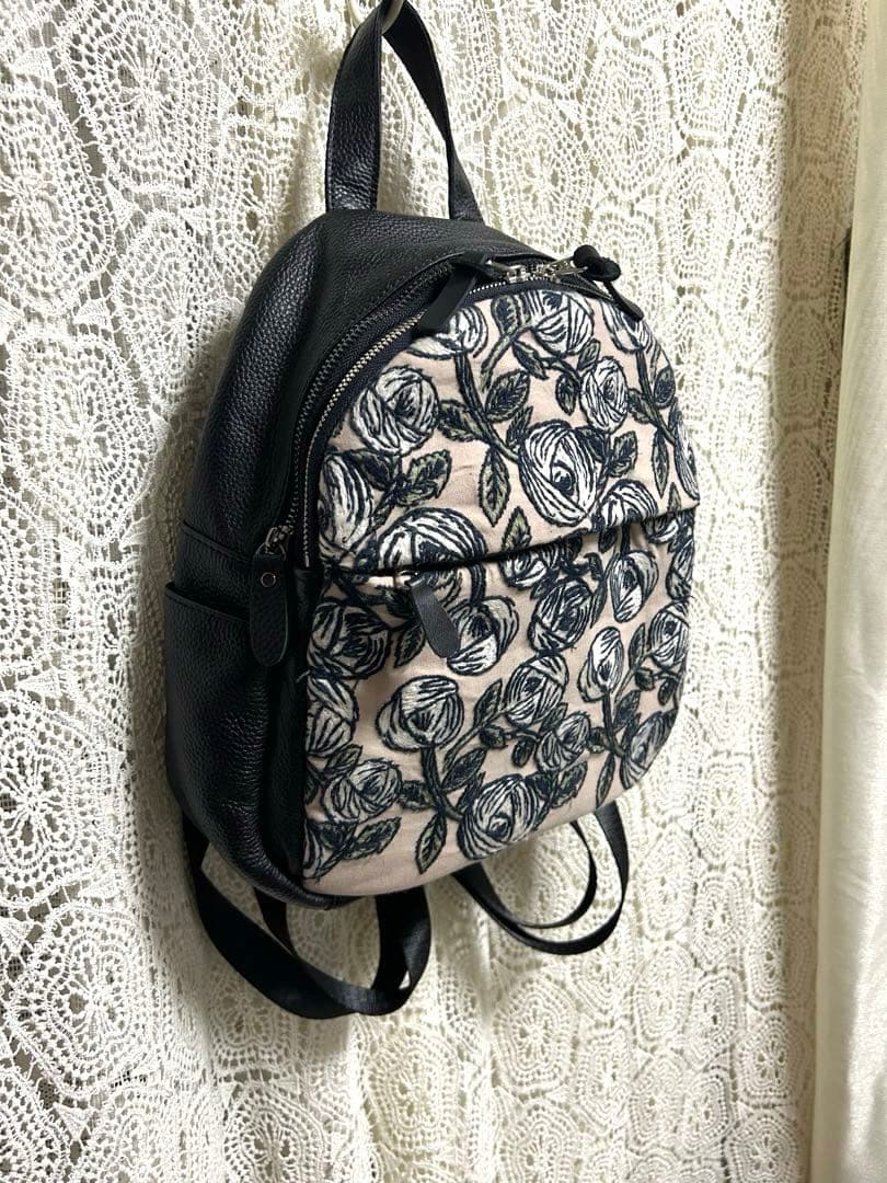 専用　　50909Eミナペルホネンハーフハンドメイド本革リュック rosy