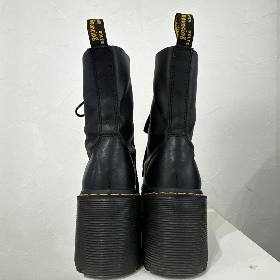 ドクターマーチン　Ardern Chesney 8 Tie Boot チェスニー