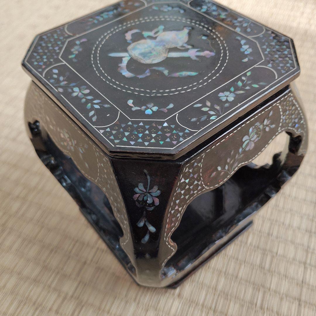 中国美術 唐物螺鈿 花台 黒漆　飾り台 椅子 アンティーク 古美術