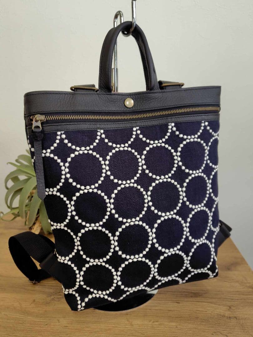 2点おまとめ　/2025tambourineタンバリンネイビー×白/牛革A4トー