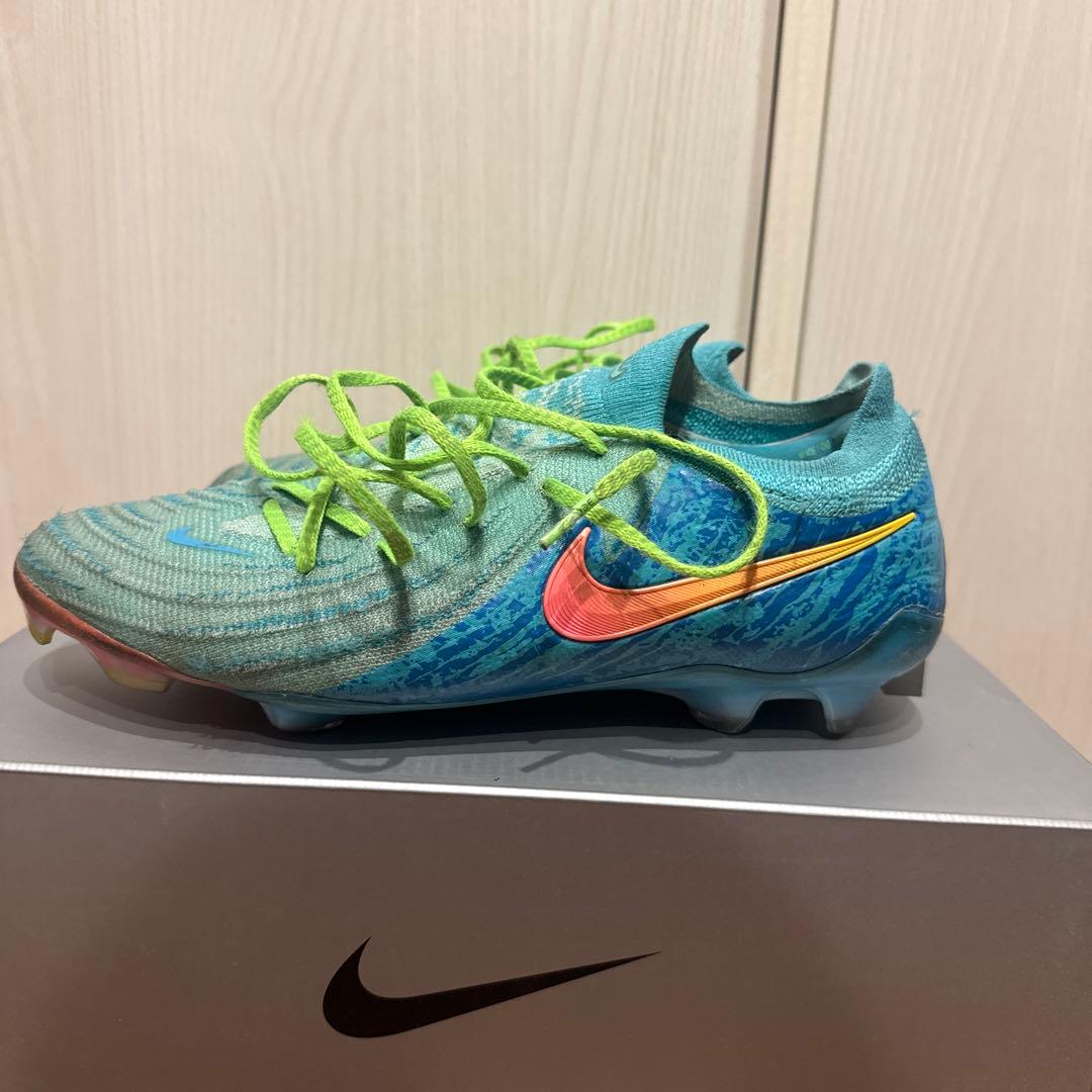 Nike ファントムGX 2