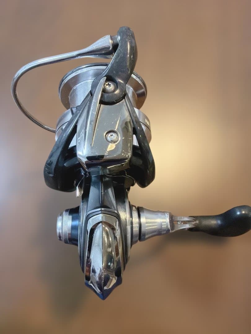 ダイワ 18イグジスト LT4000-C DAIWA 18 EXIST 中古品