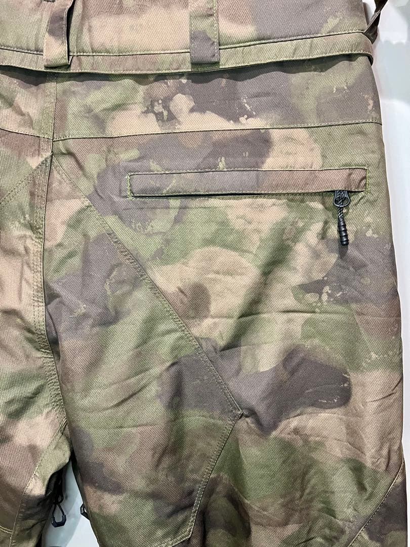 VOLCOM GORE-TEX 迷彩 スノーボードパンツ M