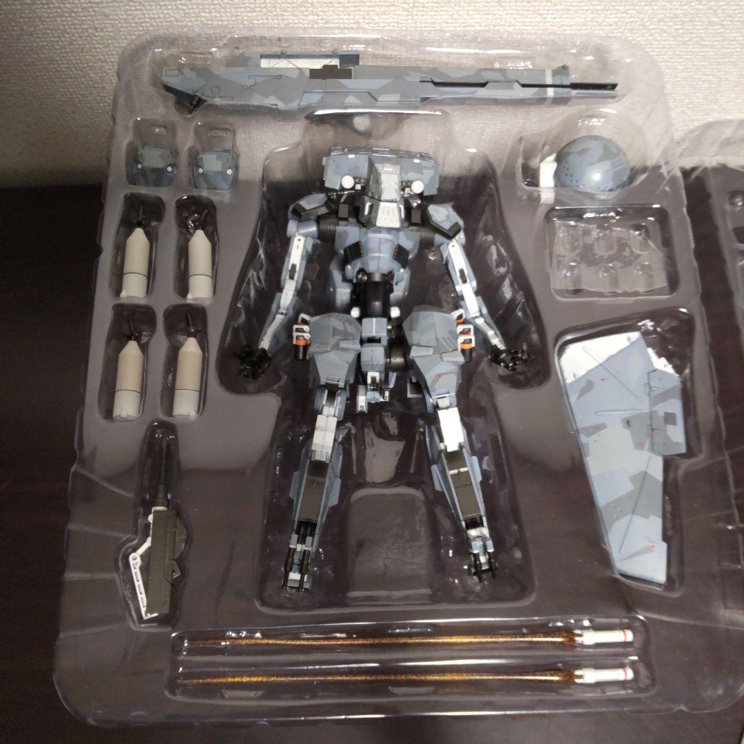 破損あり　千値練 RIOBOT メタルギア サヘラントロプス