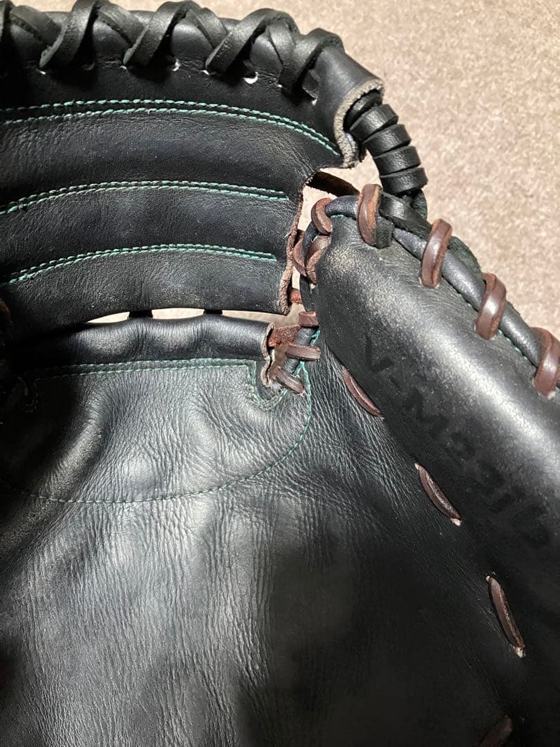 ハタケヤマ硬式キャッチャーミット 伊藤光モデル