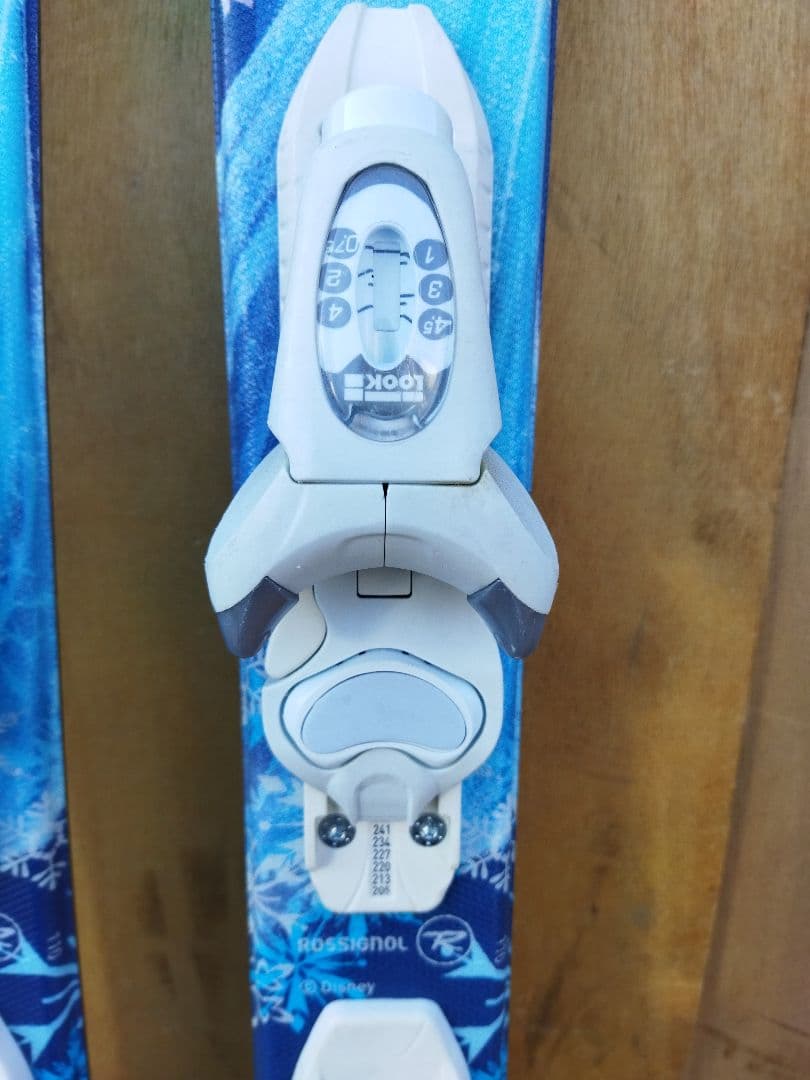 Rossignol Frozen ディズニー　アナ雪　エルサ　子供用スキー板