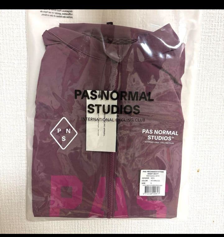 pas normal studios パス ノーマル スタジオ ジレ メカニズム